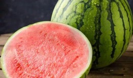 天津美院小网红吃瓜,揭秘校园八卦风云